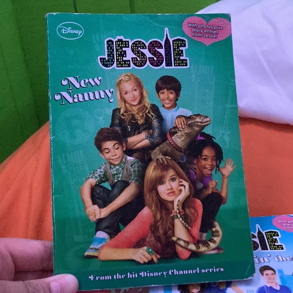 Jessie Books from Disney Channel - Picture 2 of 8
